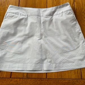 Adidas skort, white stripe, size 6